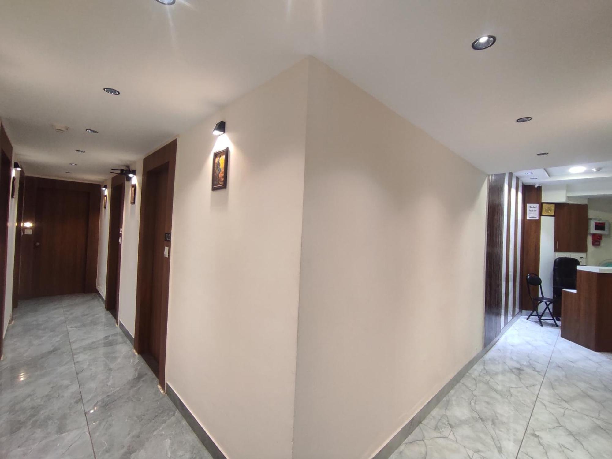 Hotel Earth Inn, Subhash Bridge, Rto Circle, Ахмедабад Екстер'єр фото